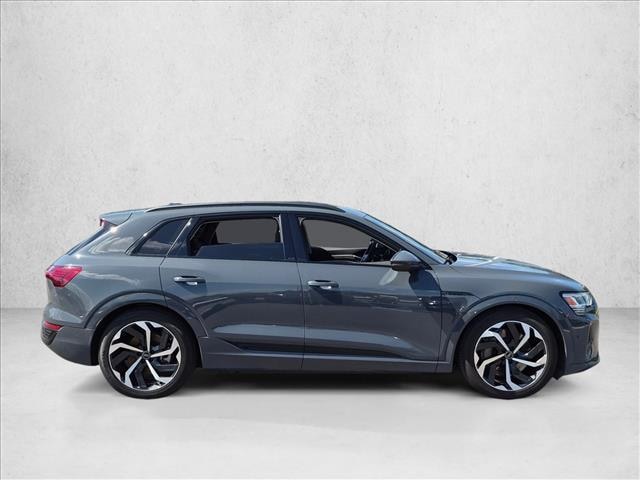 2024 Audi Q8 e-tron