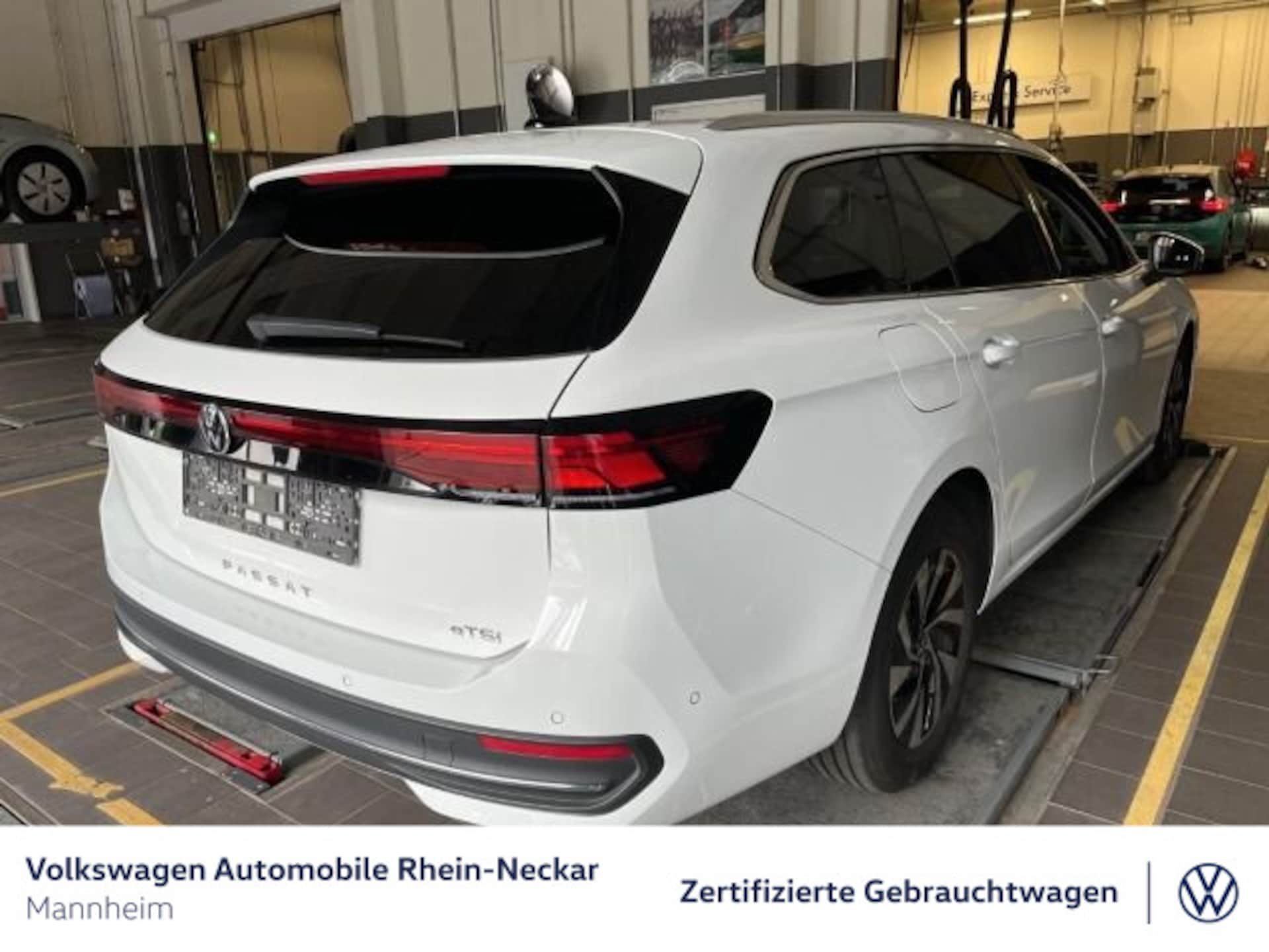 Volkswagen Passat Business