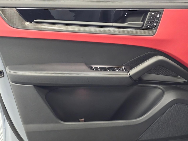 2024 Porsche Cayenne Coup Turbo GT - Photo 34