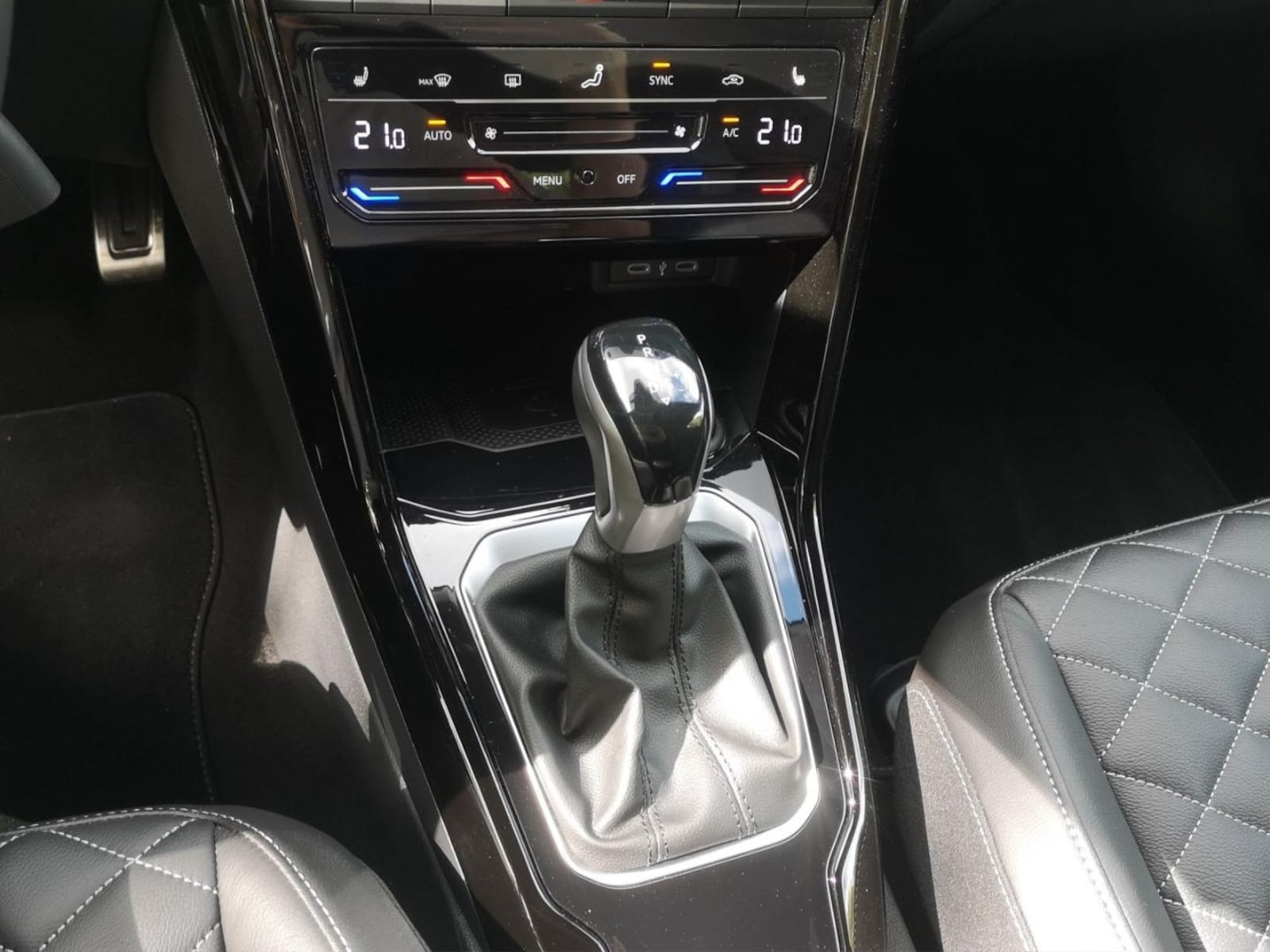 Volkswagen T-Roc Cabriolet – Bild 12