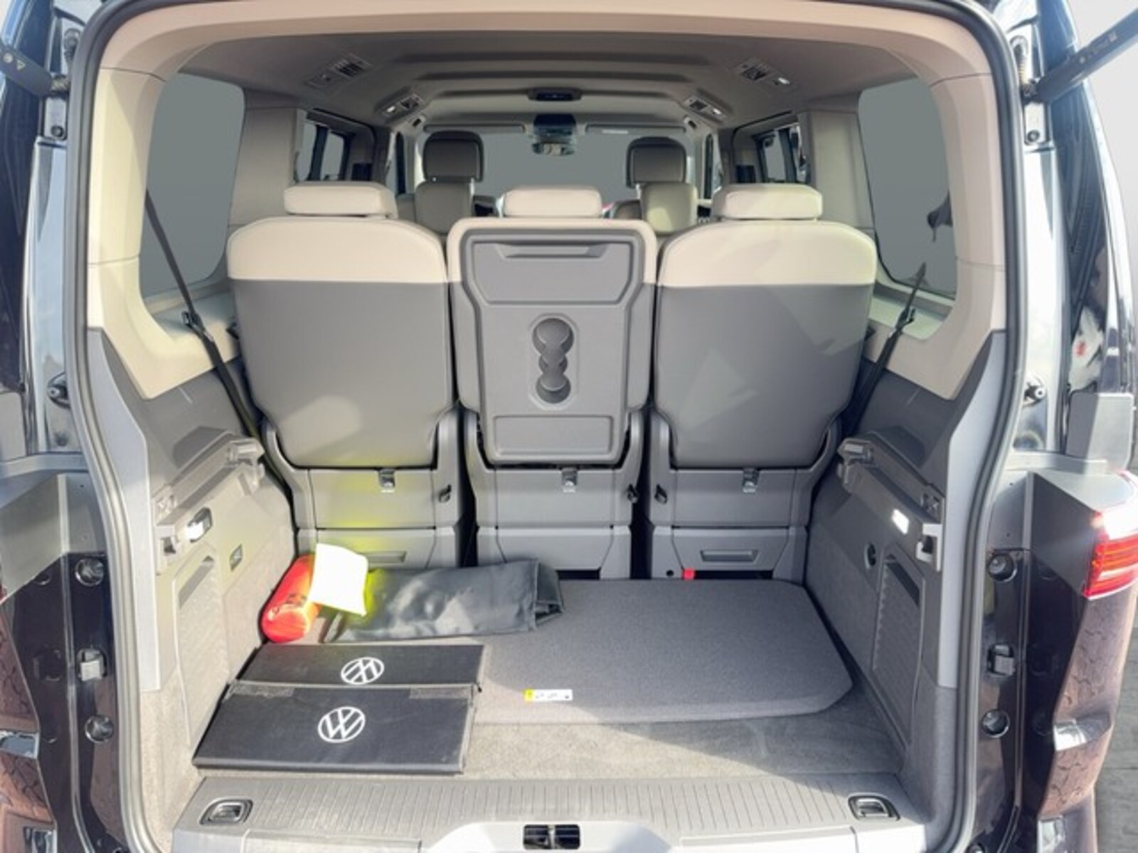 Volkswagen Multivan Langversion – Bild 12