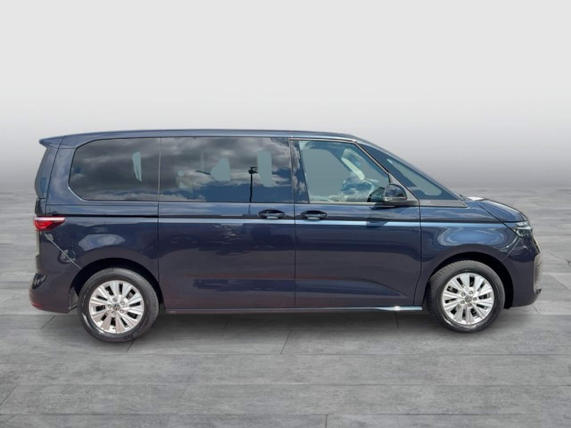 Volkswagen Multivan Basis-Modell