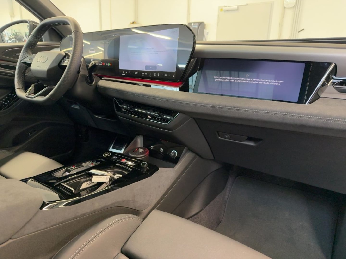 Bild über Audi Q6 SUV e-tron S line business e-tron performance 225 kW - für weitere Informationen kontaktieren Sie den Audi Partner