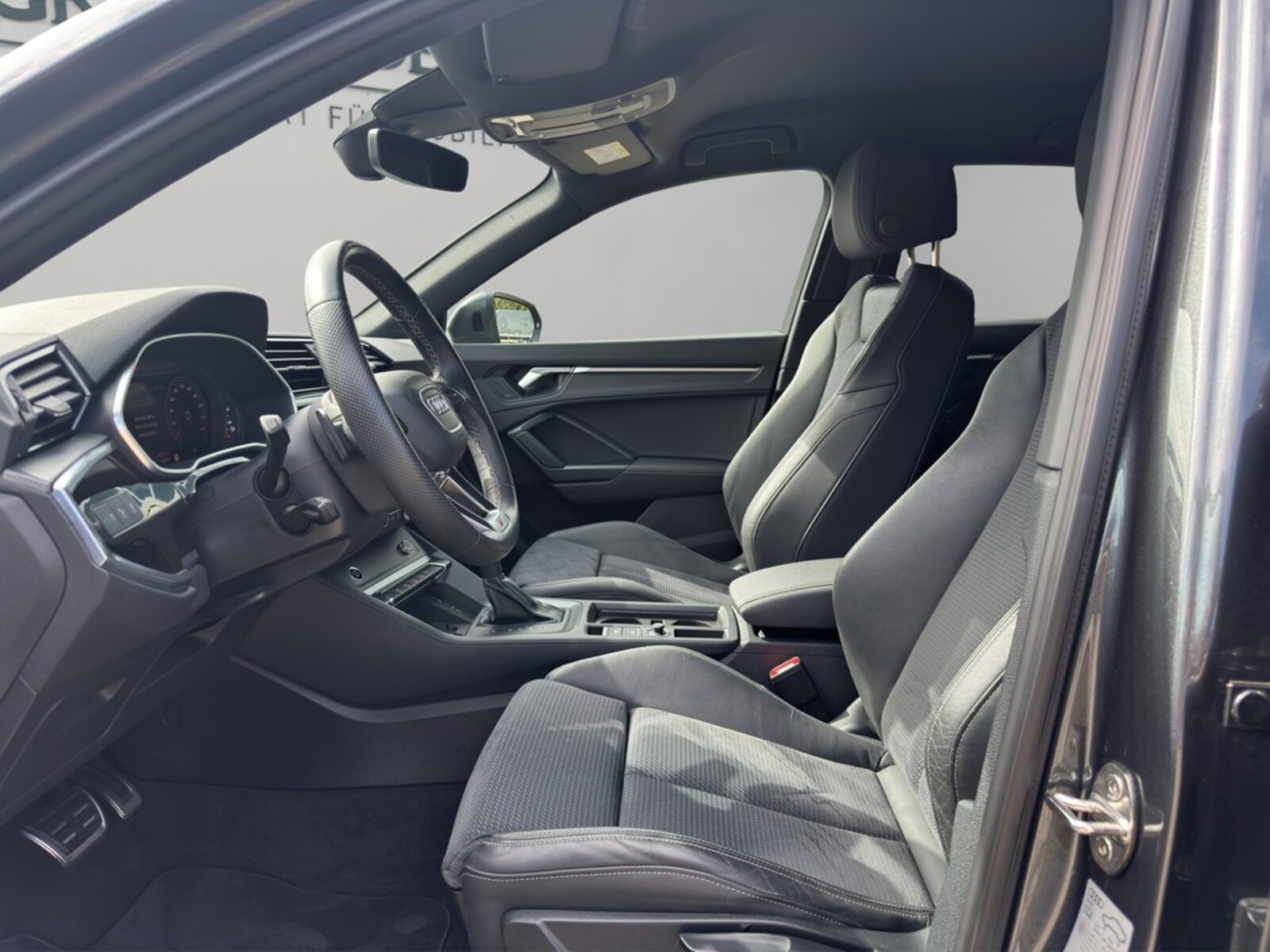 Audi Q3 – Bild 11