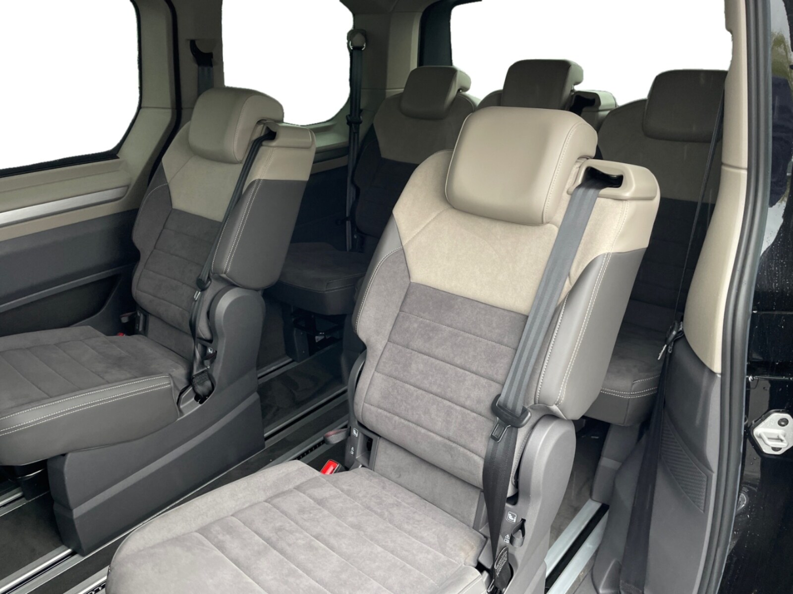 Volkswagen Multivan – Bild 13