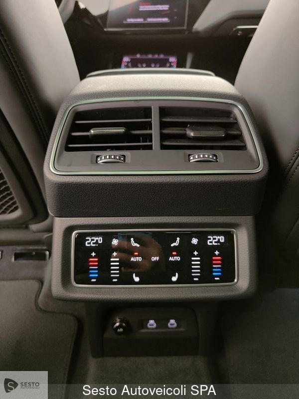 Image about Audi SQ8 Sportback e-tron SQ8 Sportback e-tron 370,00 kW
