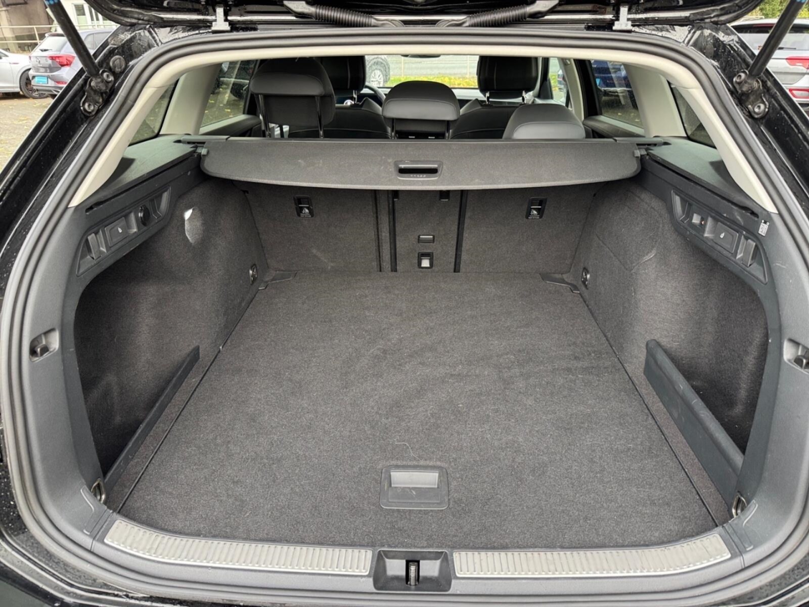 Volkswagen Passat – Bild 10