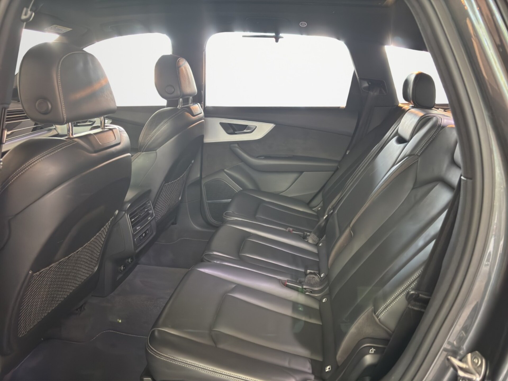 Audi Q7 SUV TFSI e S line