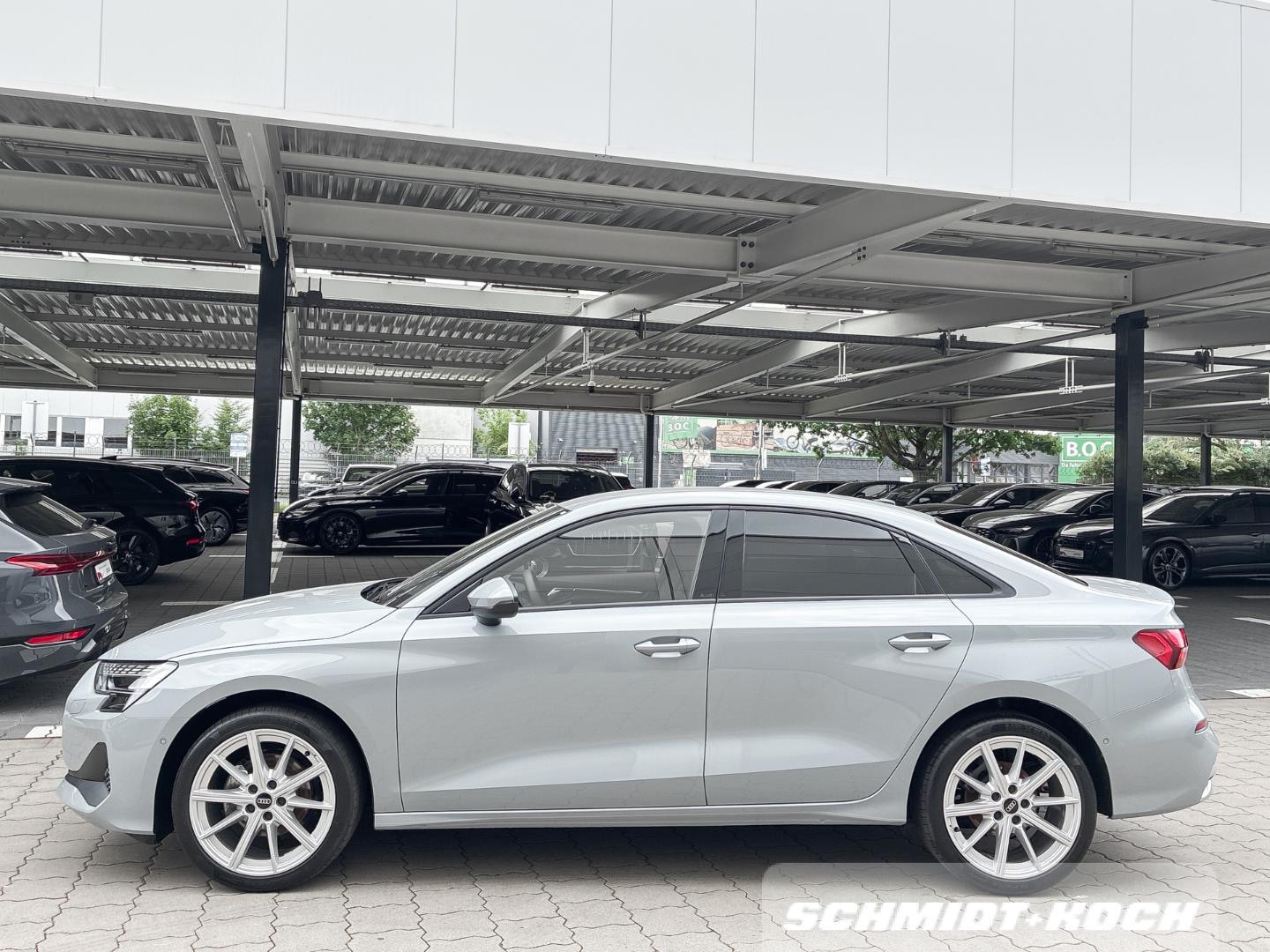 Bild über Audi A3 Limousine TFSI Schaltgetriebe - für weitere Informationen kontaktieren Sie den Audi Partner