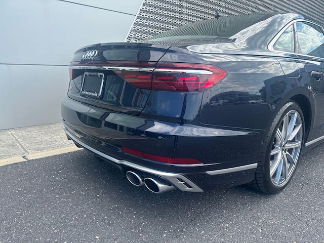 2023 Audi S8 L