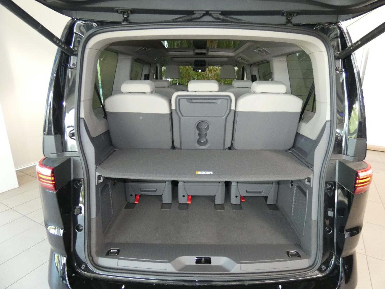 Volkswagen Multivan Langversion – Bild 11