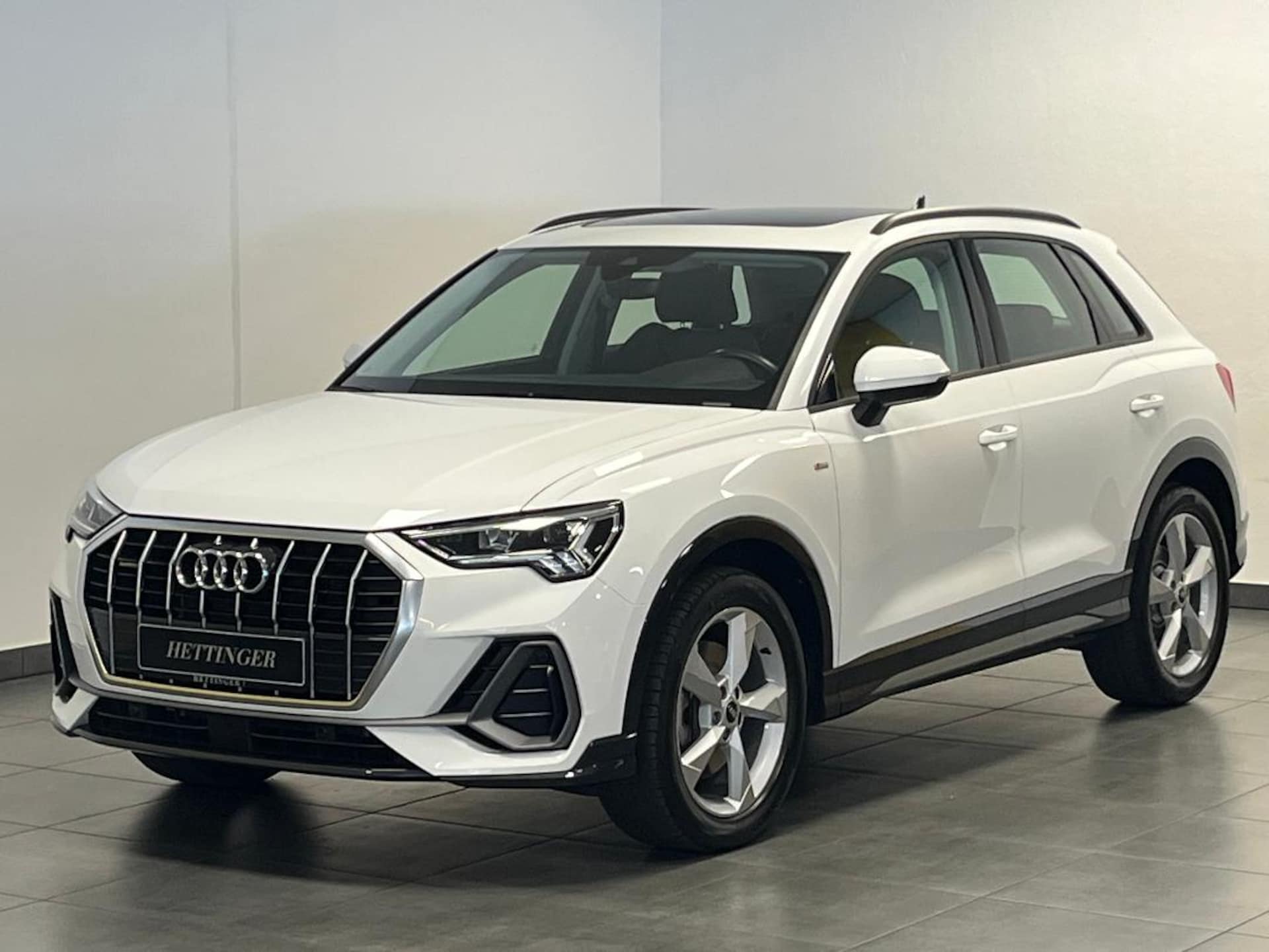 Audi Q3 SUV S line