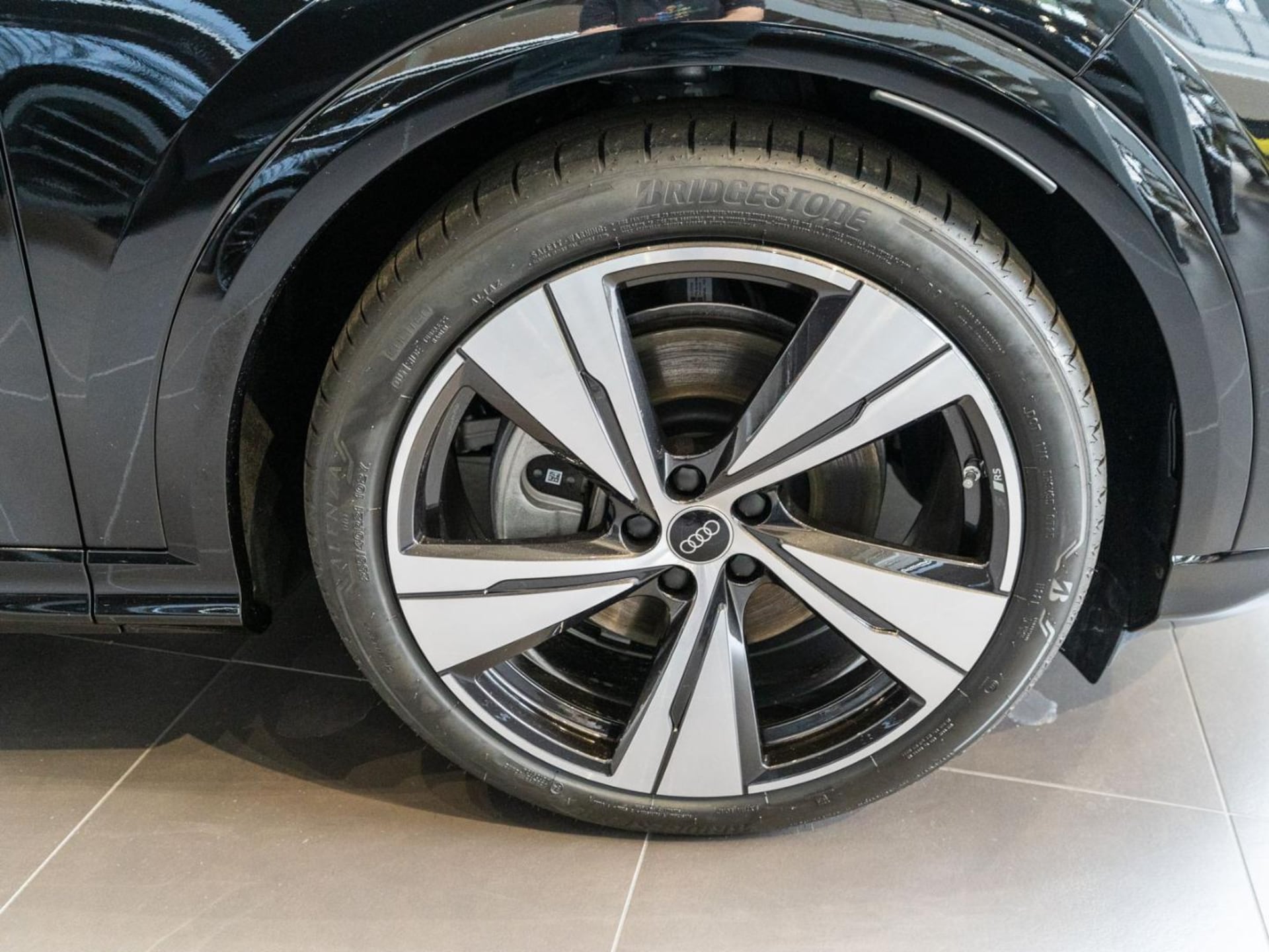Audi Q5 Sportback edition one