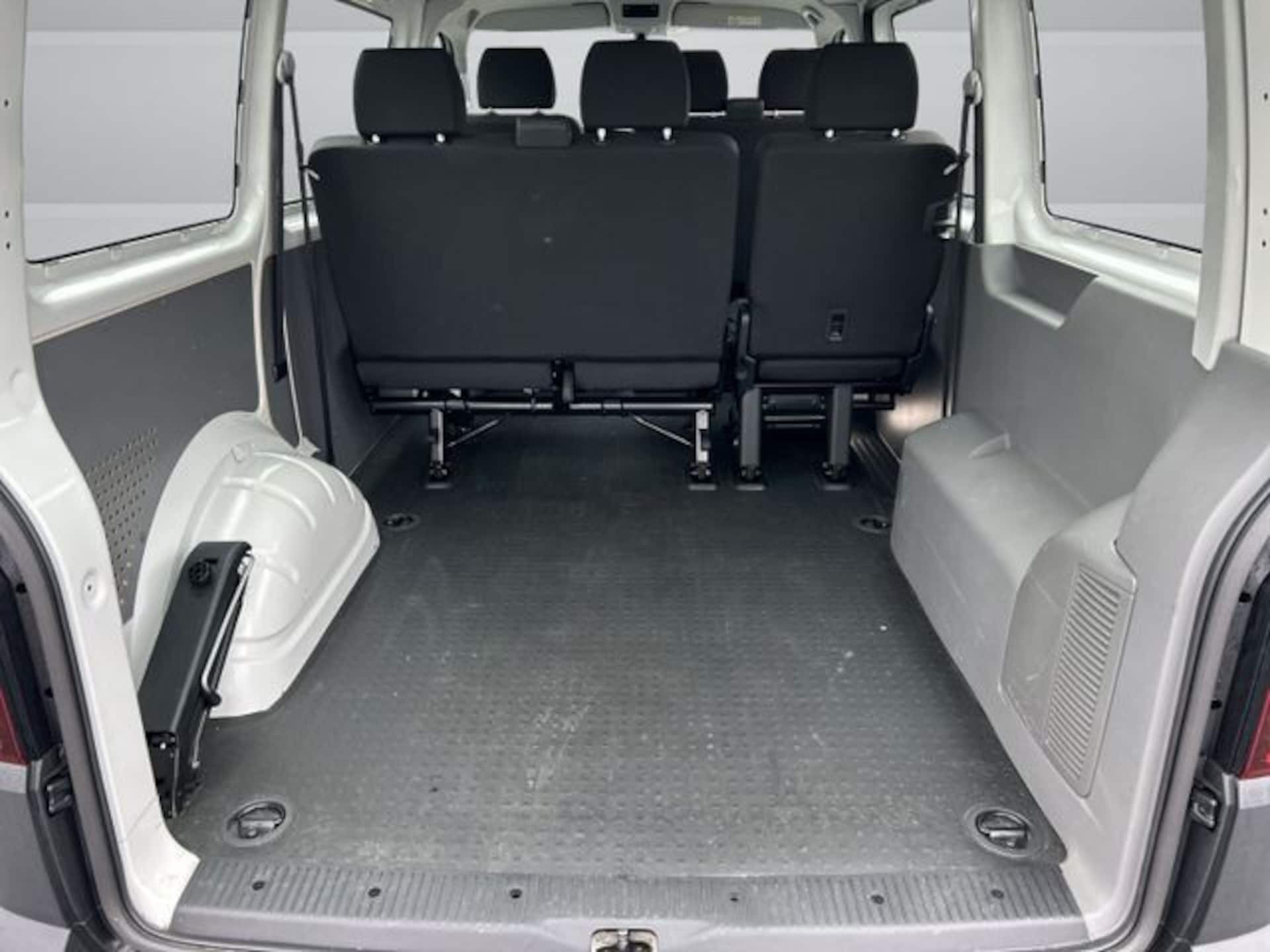 Volkswagen T6.1 Transporter Kombi kurzer Radstand