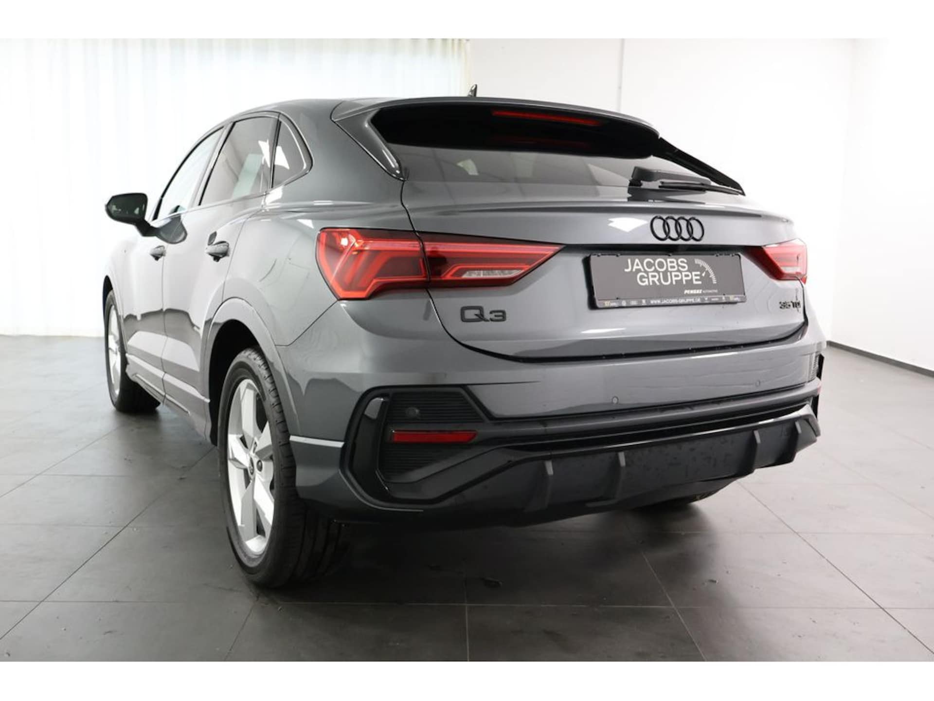 Audi Q3 Sportback S line