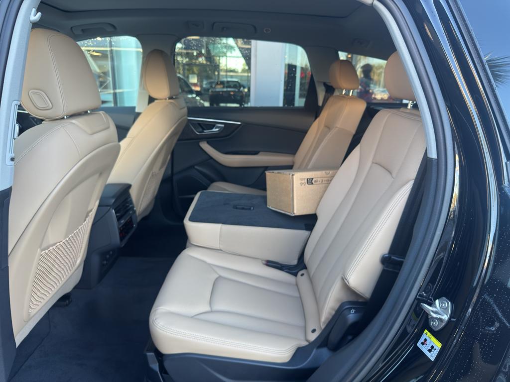 2025 Audi Q7 Premium Plus - Photo 21