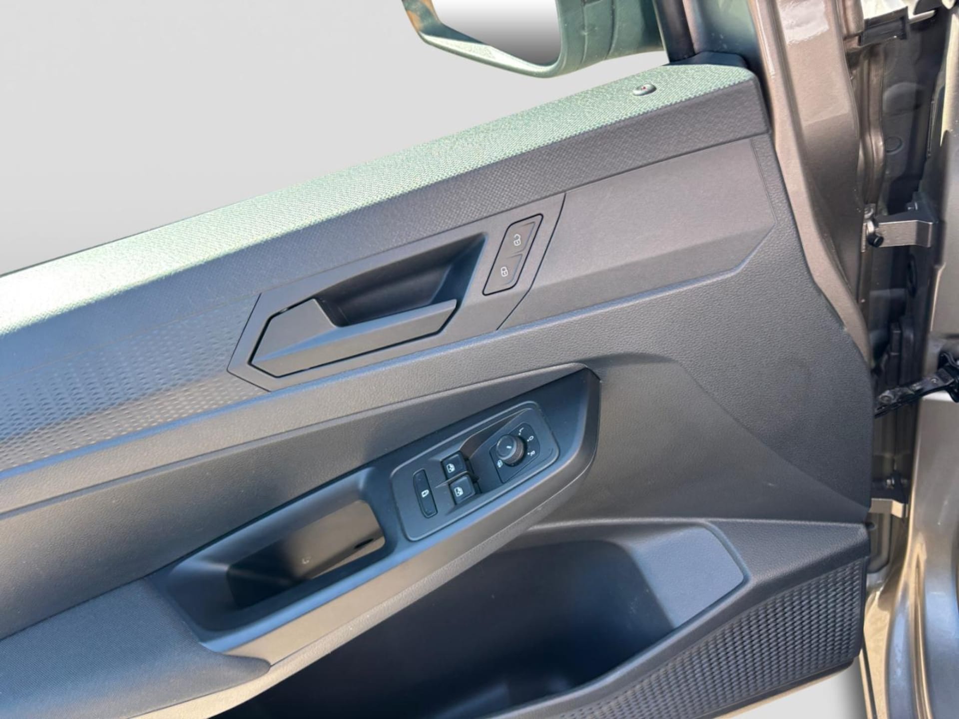 Volkswagen Caddy Basis-Modell