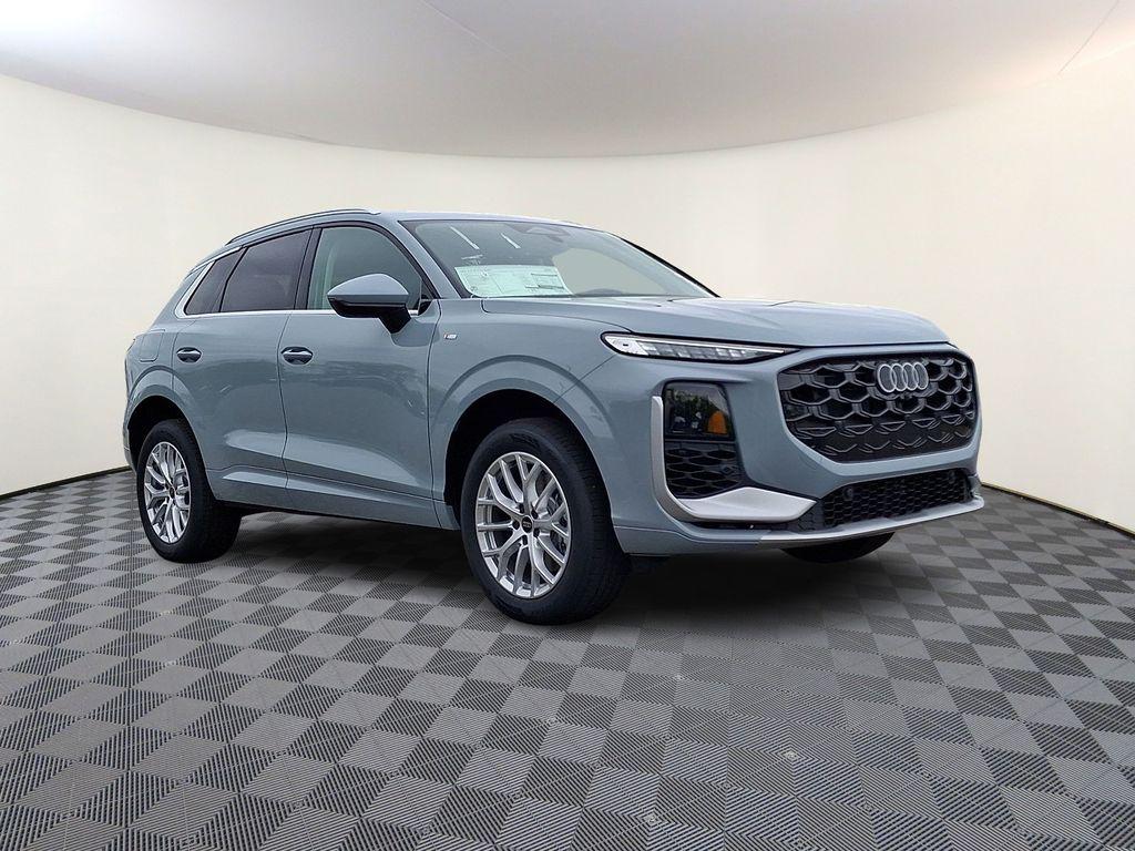 2026 Audi Q3 S line quattro's photo