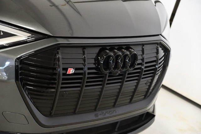 2022 Audi e-tron S Sportback