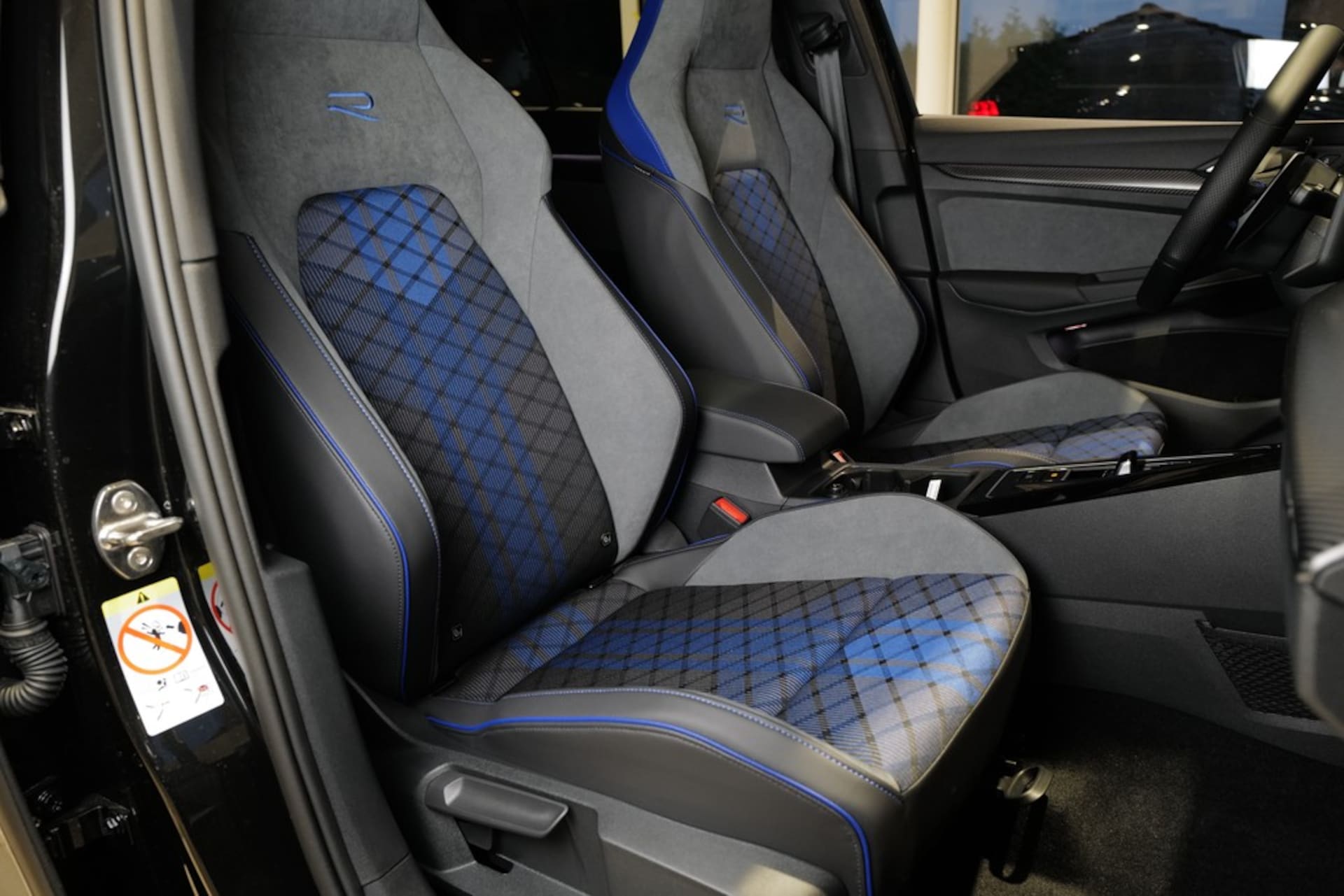 Volkswagen Golf R