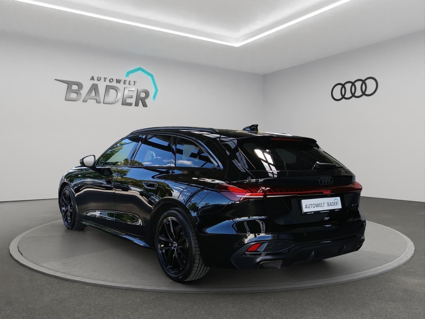 Bild über Audi A5 Avant TFSI quattro S tronic - für weitere Informationen kontaktieren Sie den Audi Partner