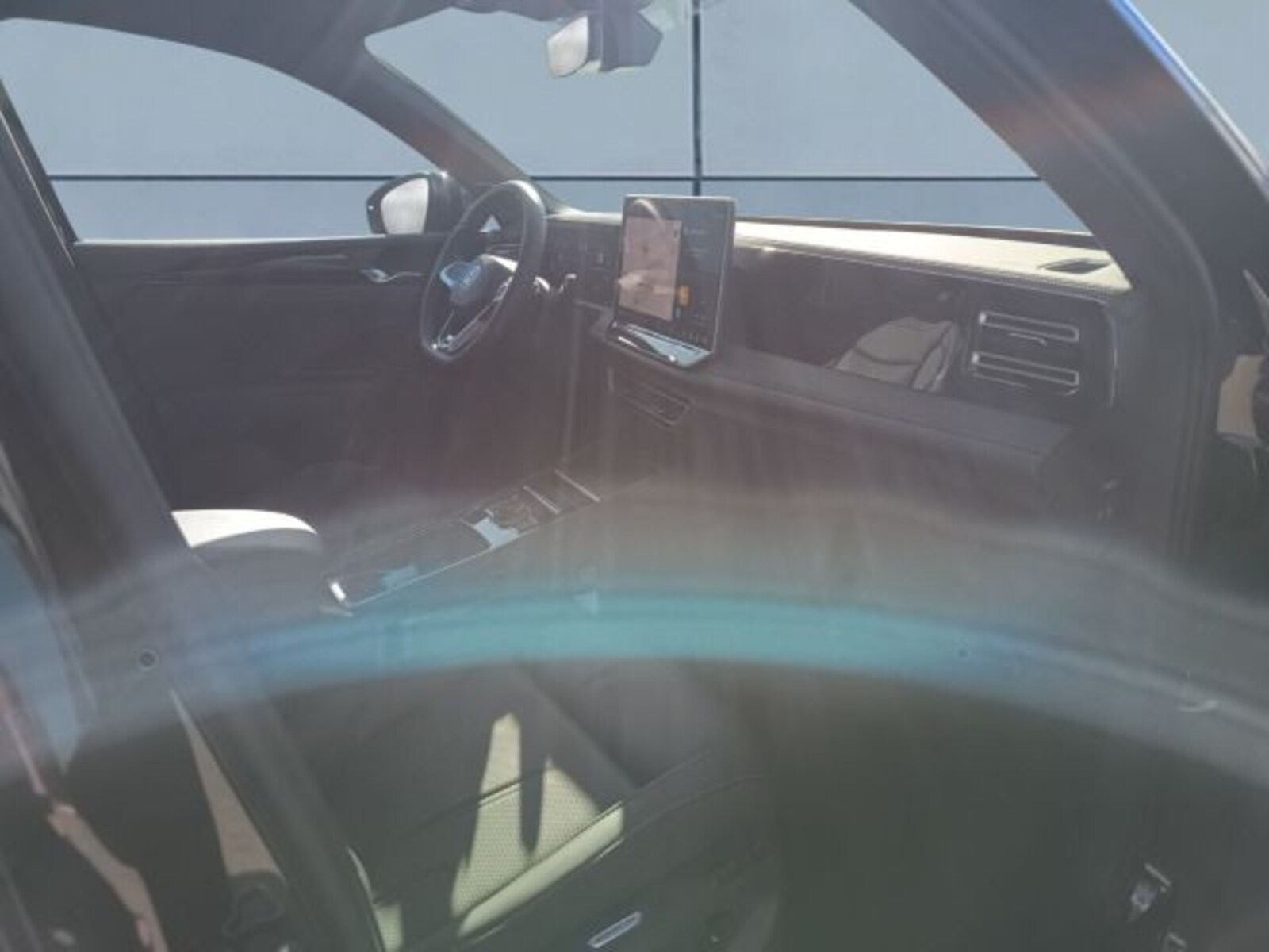 Volkswagen Tiguan – Bild 15