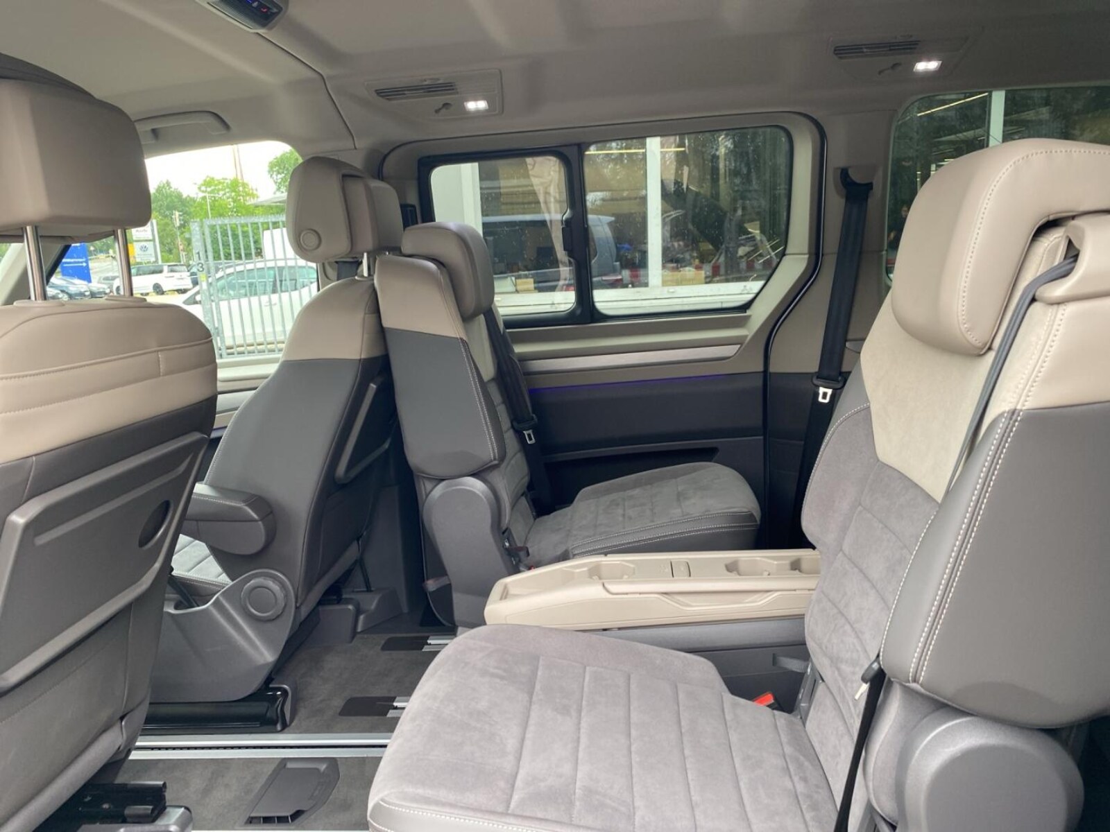 Volkswagen Multivan – Bild 15
