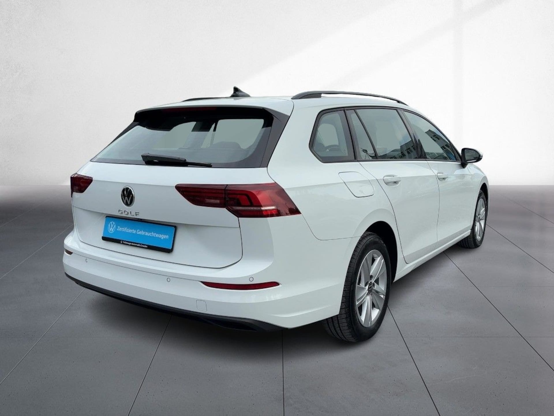 Volkswagen Golf Variant Life