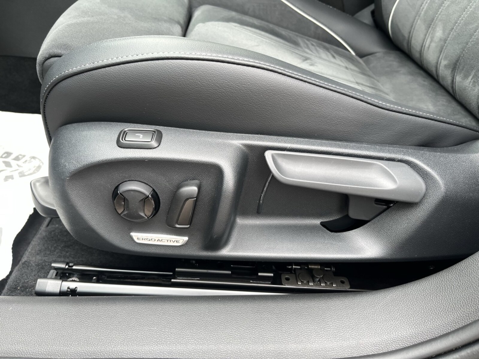 Volkswagen Passat – Bild 10