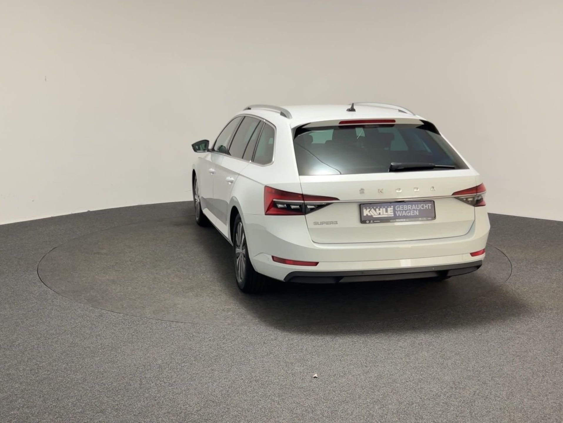 Skoda Superb Combi PREMIUM EDITION