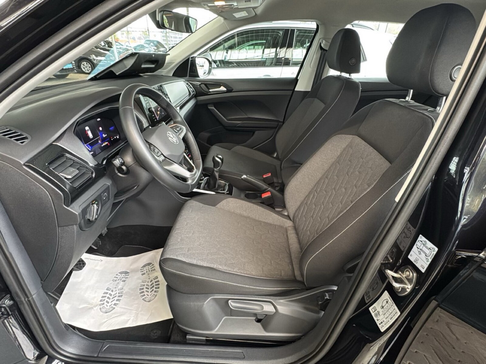 Volkswagen T-Cross – Bild 8