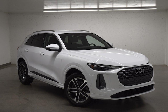 Image de {{modelName}} 2025 Audi Q5 