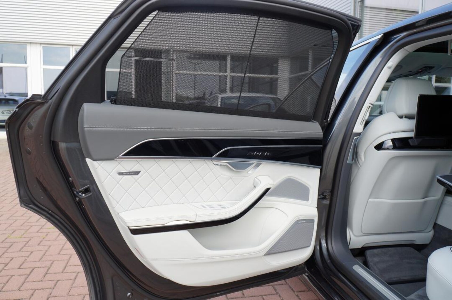 Audi A8 Lang