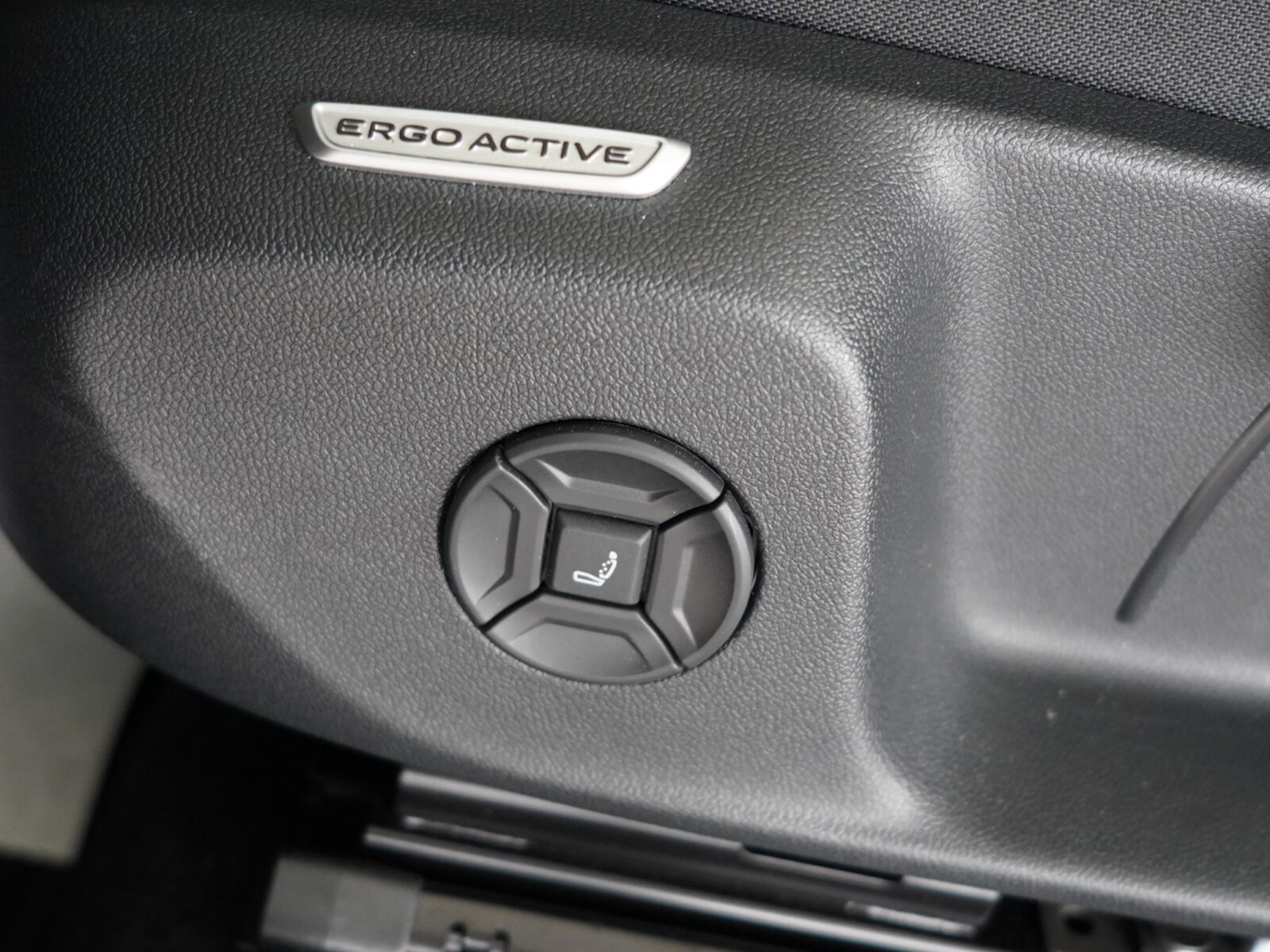 Volkswagen T-Roc – Bild 14