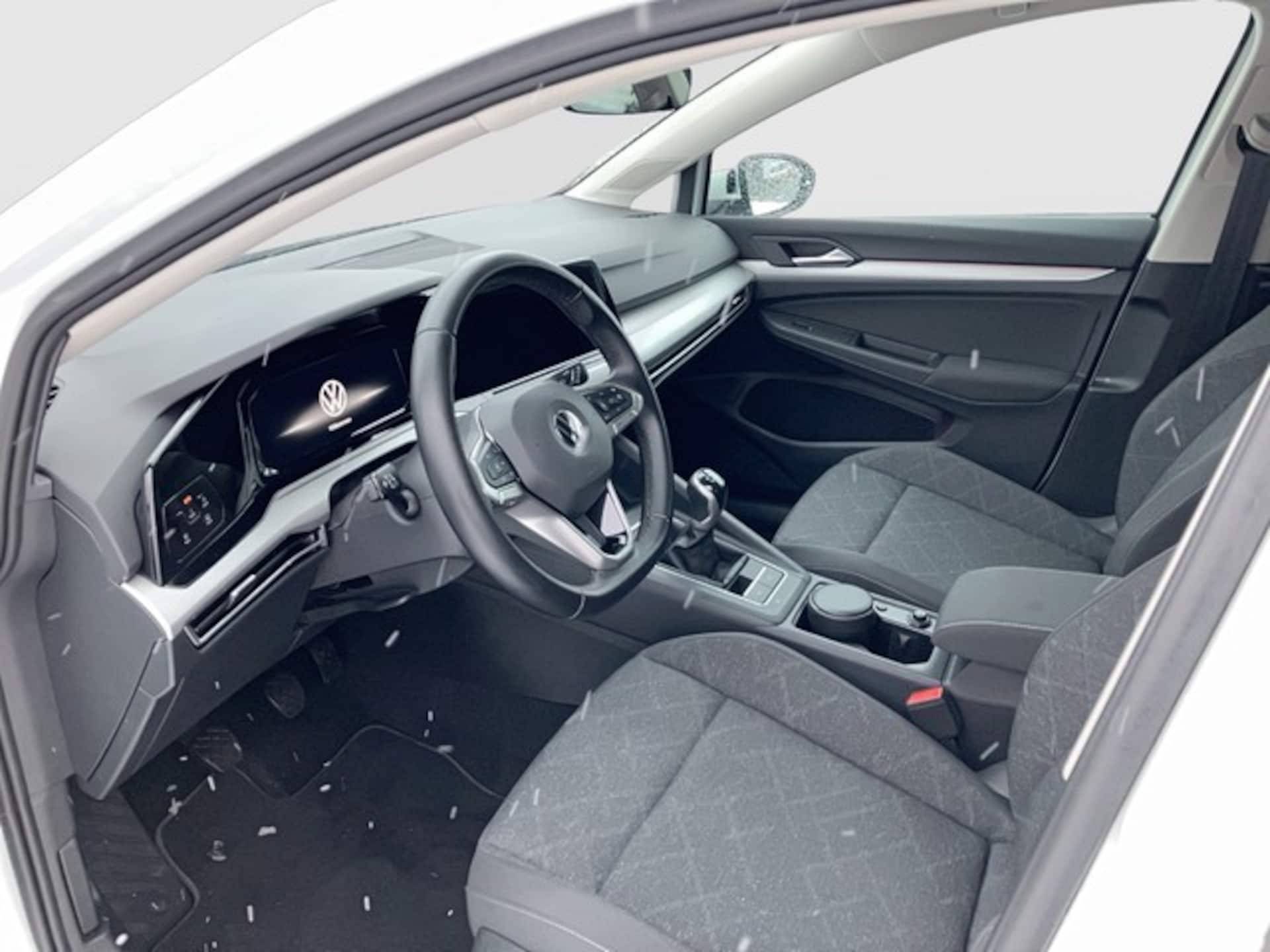 Volkswagen Golf Life