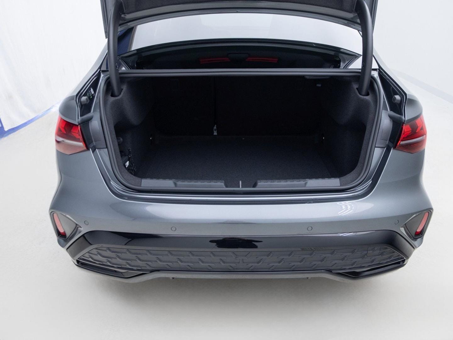 Bild über Audi A3 Limousine TFSI 110 kW S tronic - für weitere Informationen kontaktieren Sie den Audi Partner