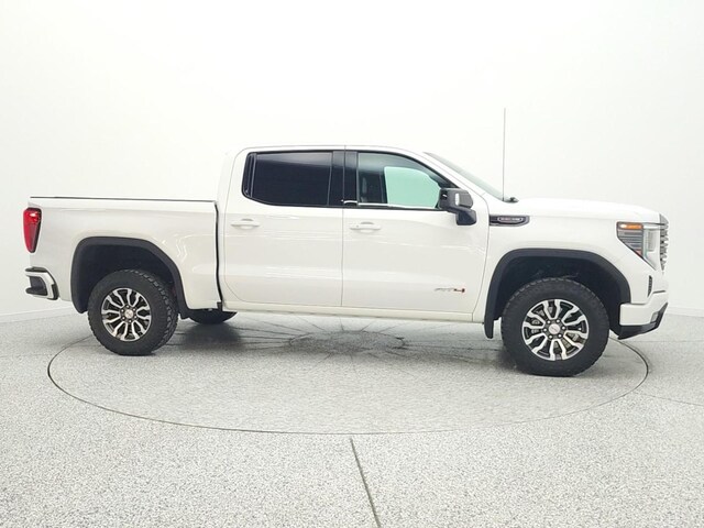 2023 GMC Sierra