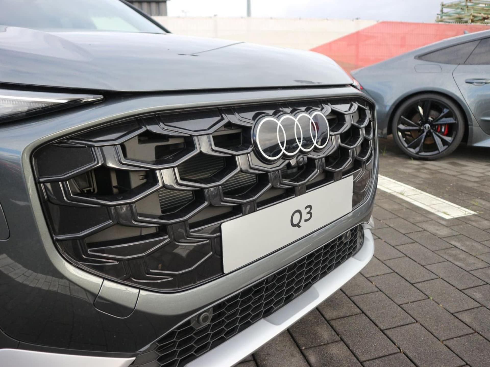 Audi Q3 SUV e-hybrid