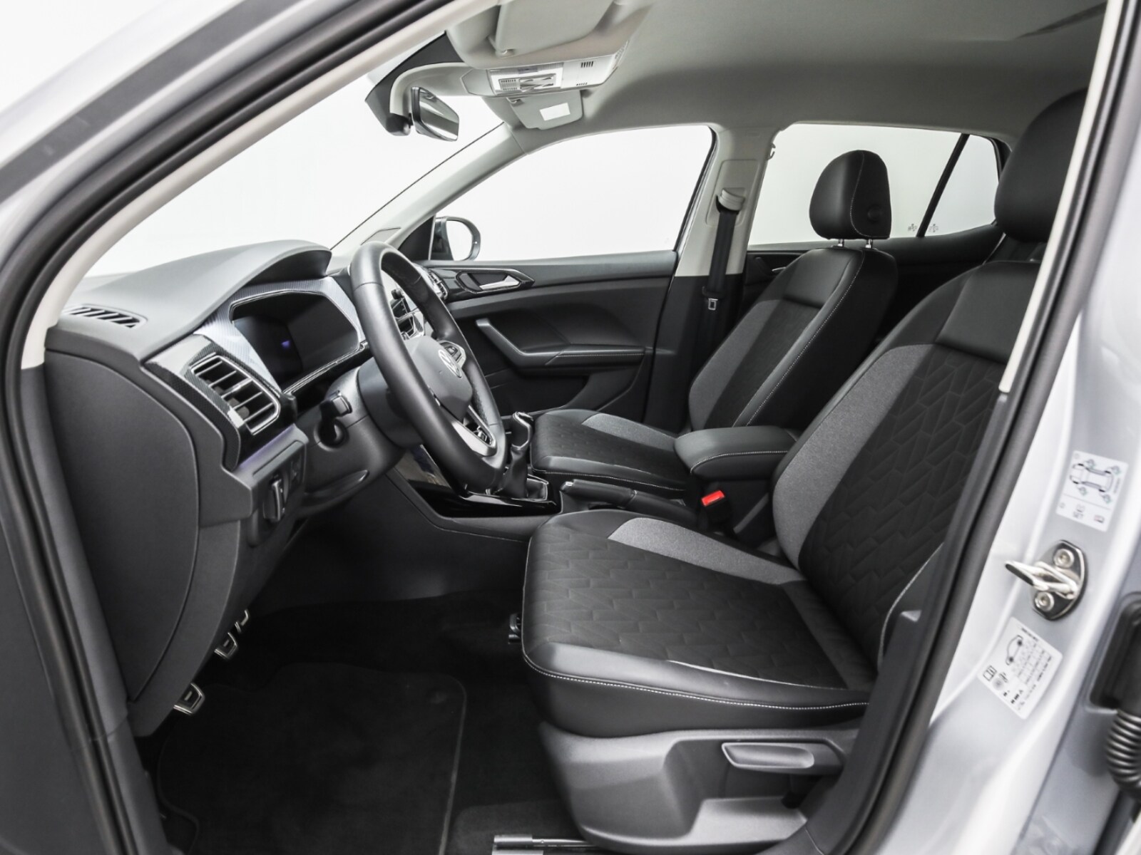 Volkswagen T-Cross – Bild 6
