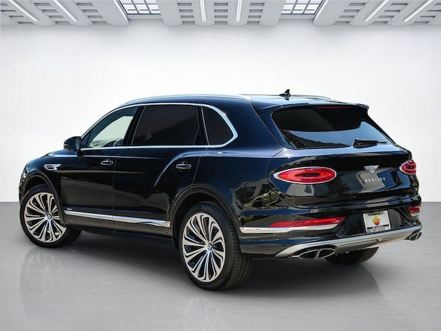 2023 Bentley Bentayga EWB