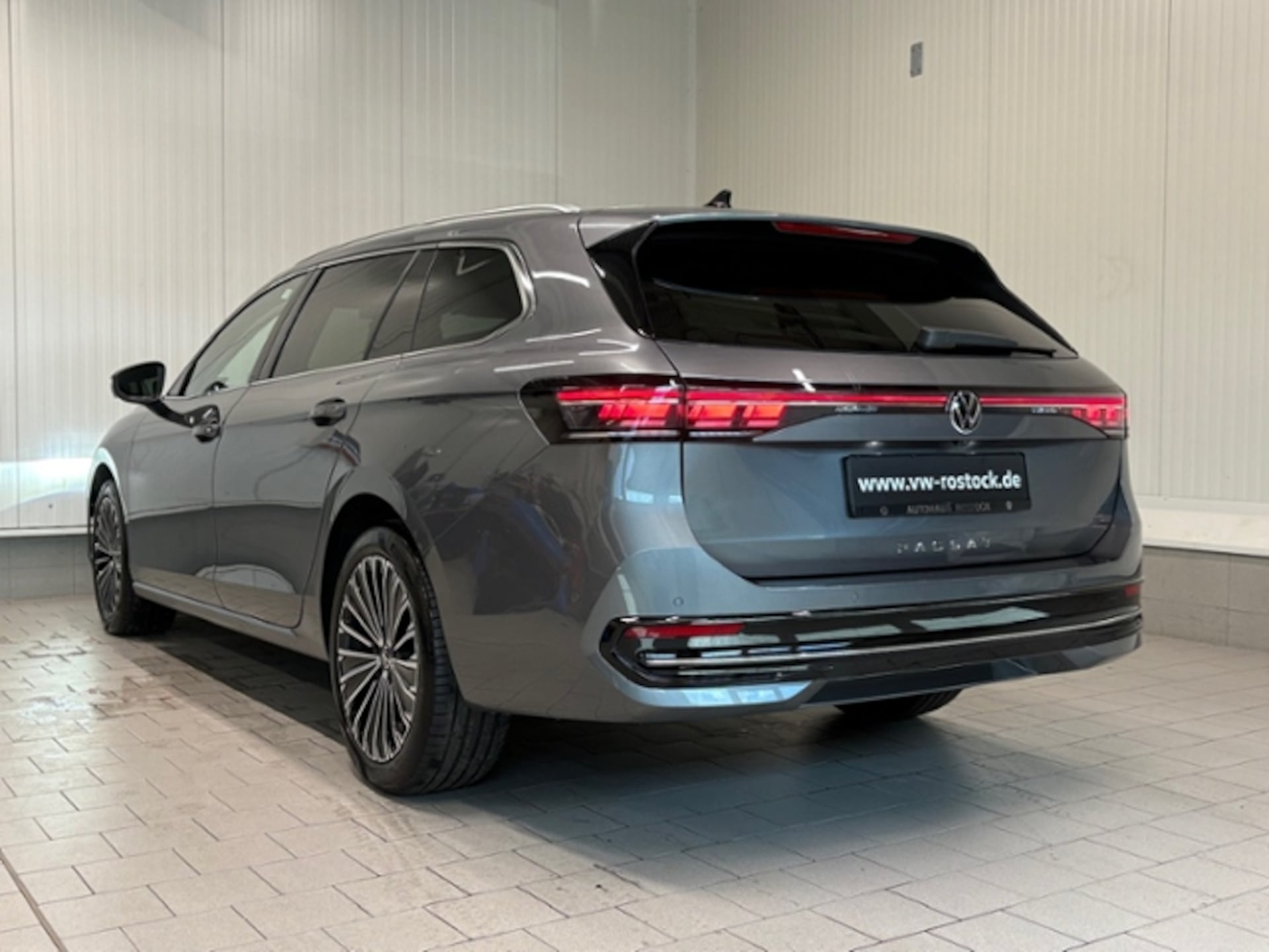 Volkswagen Passat Elegance