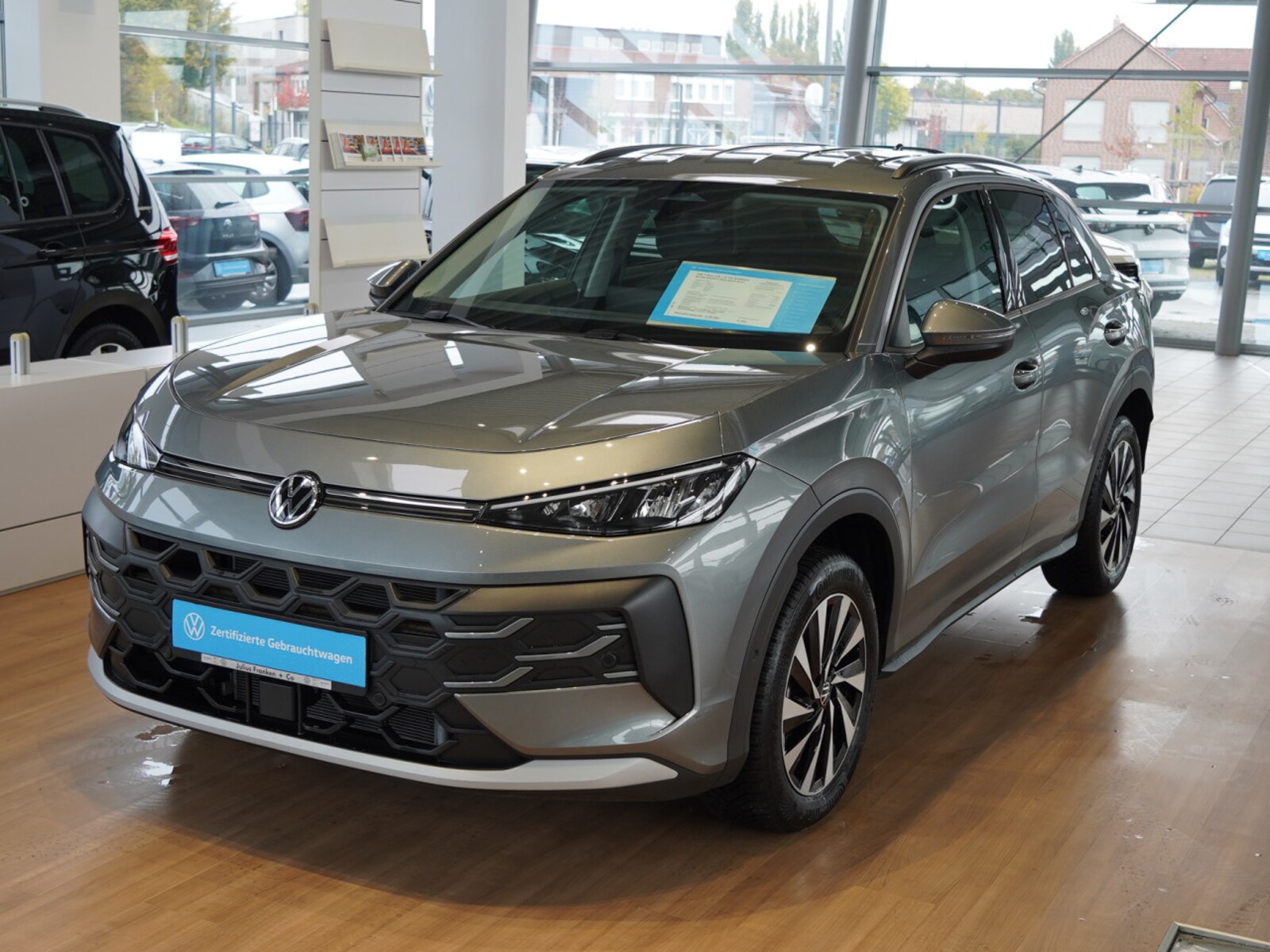 Volkswagen T-Roc – Bild 2