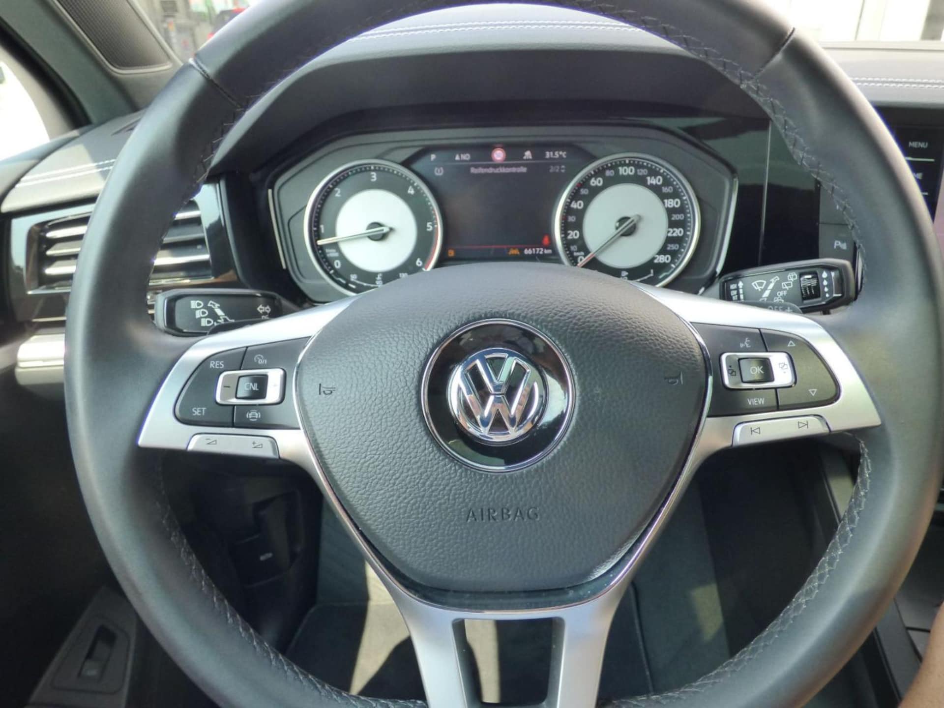 Volkswagen Touareg Basis-Modell