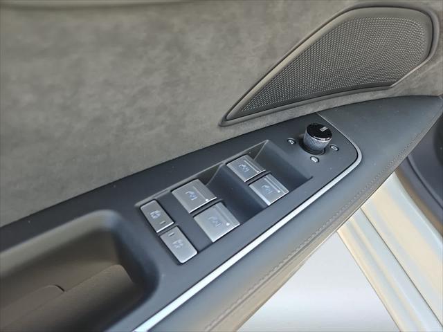 2025 Audi A8 Base - Photo 16