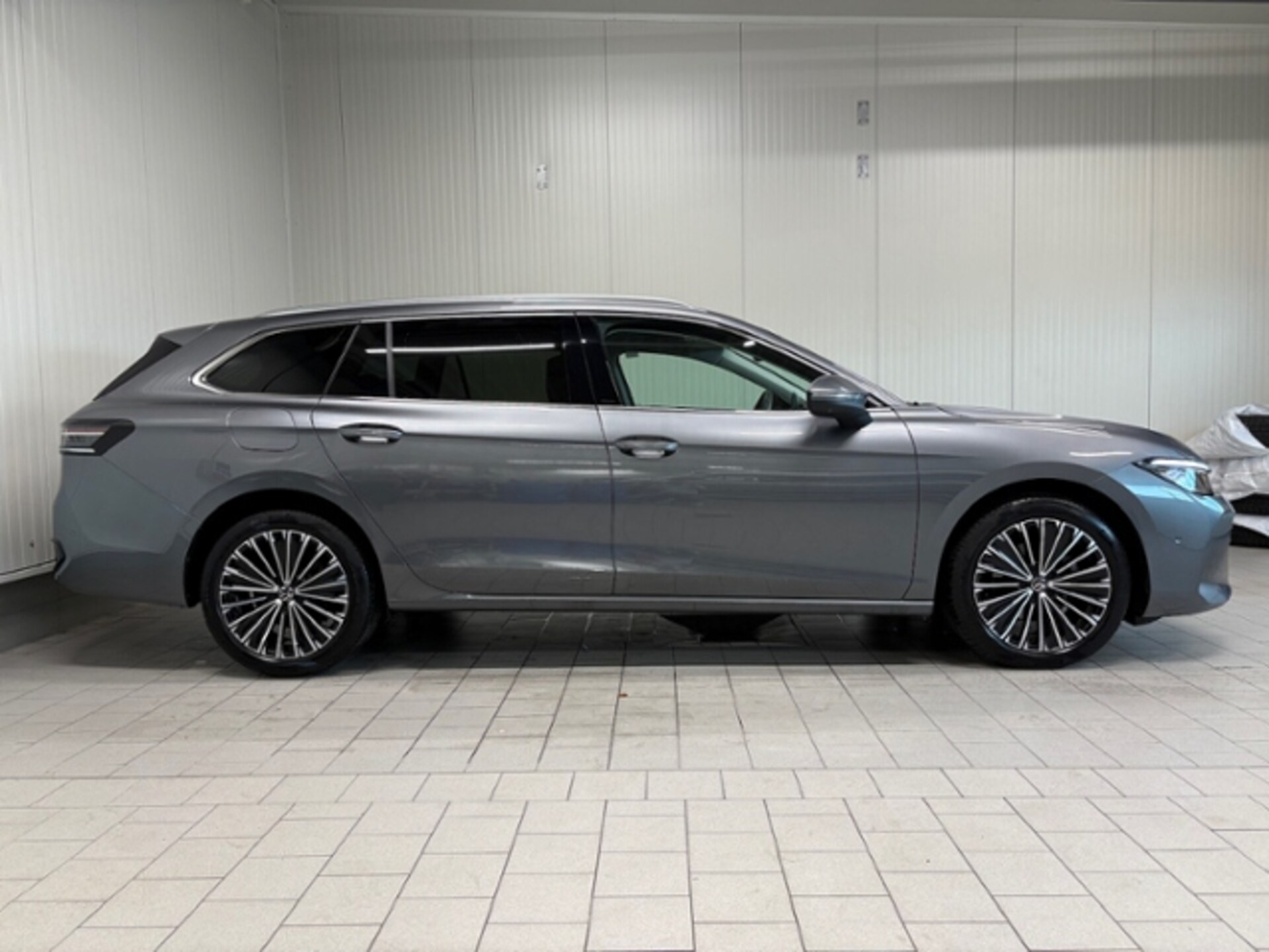 Volkswagen Passat Elegance
