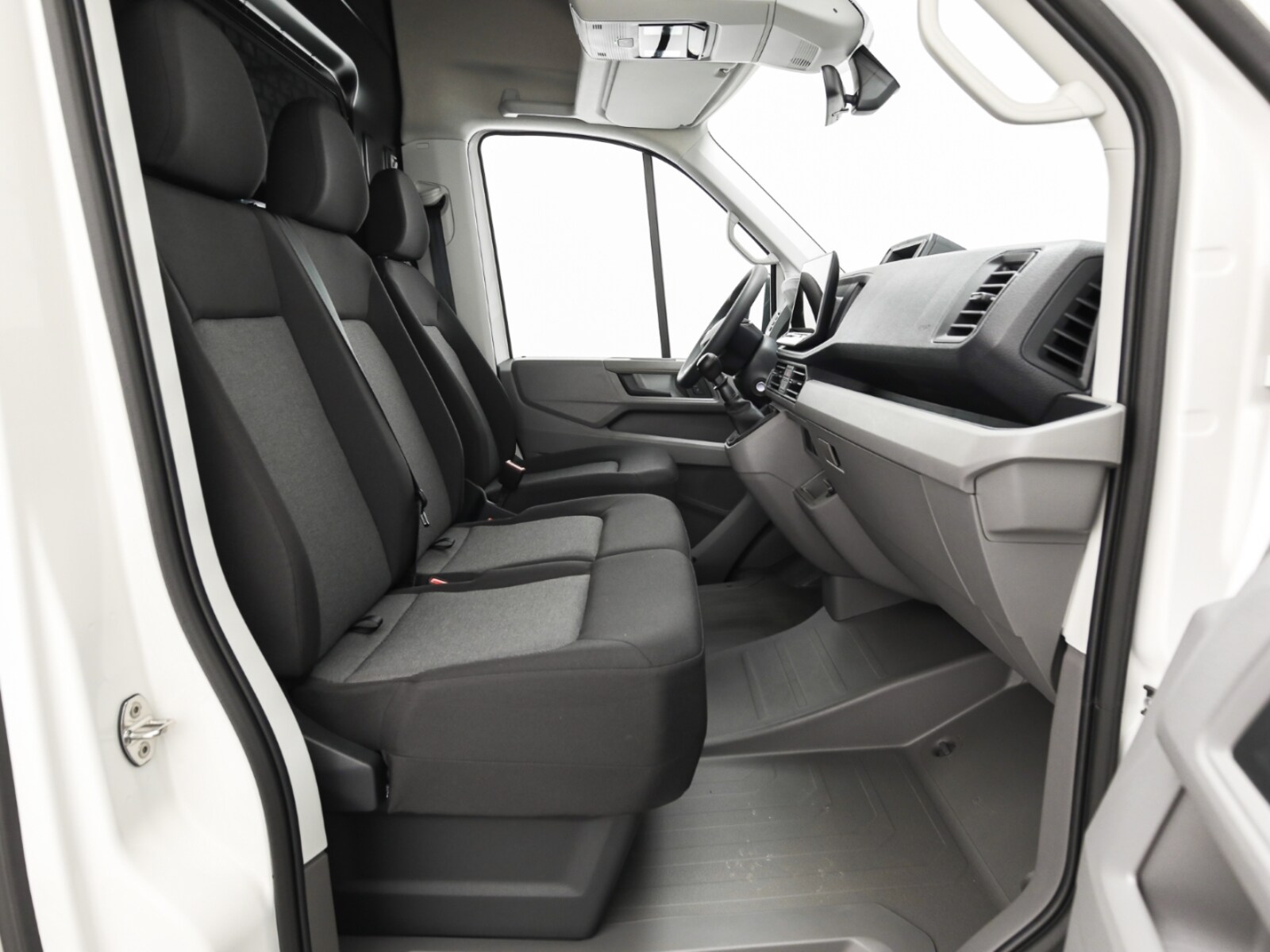Volkswagen Crafter Kasten mittlerer Radstand – Bild 11