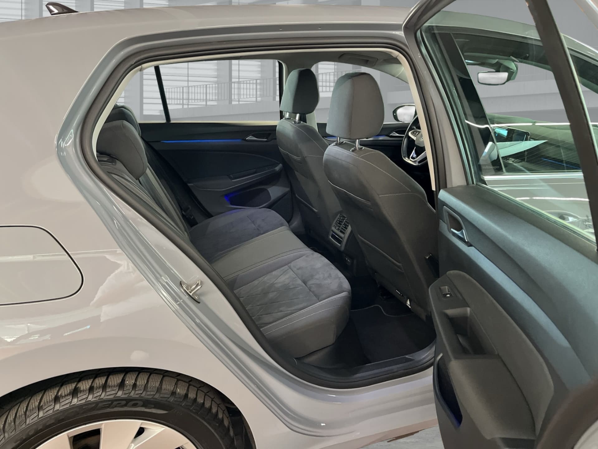 Volkswagen Golf Style