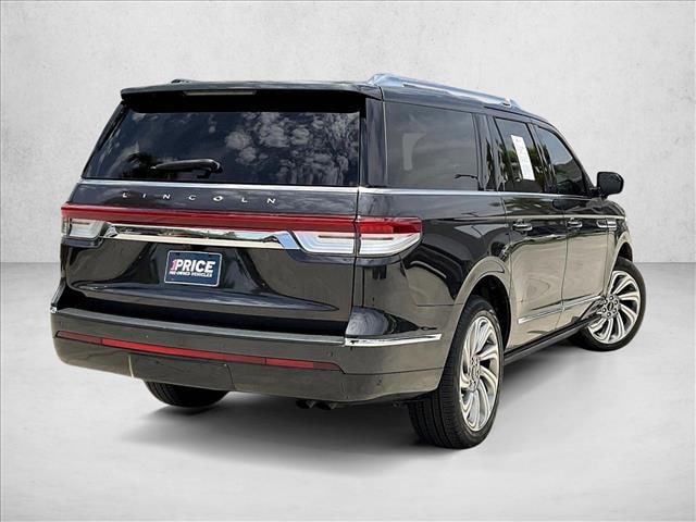 2023 Lincoln Navigator