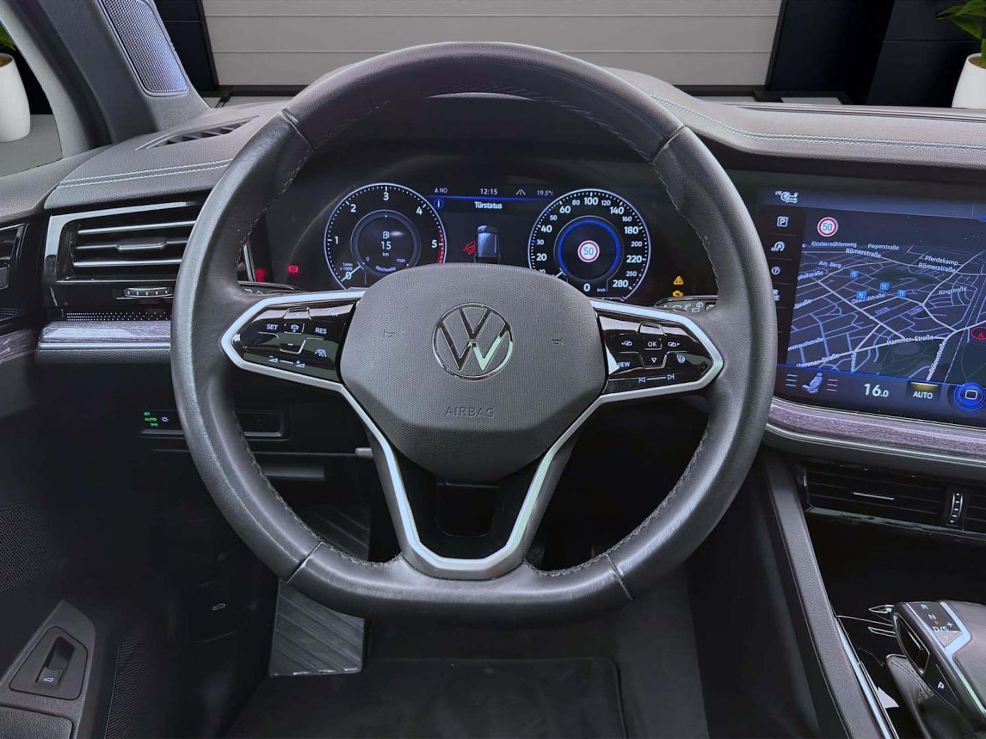 Volkswagen Touareg Basis-Modell