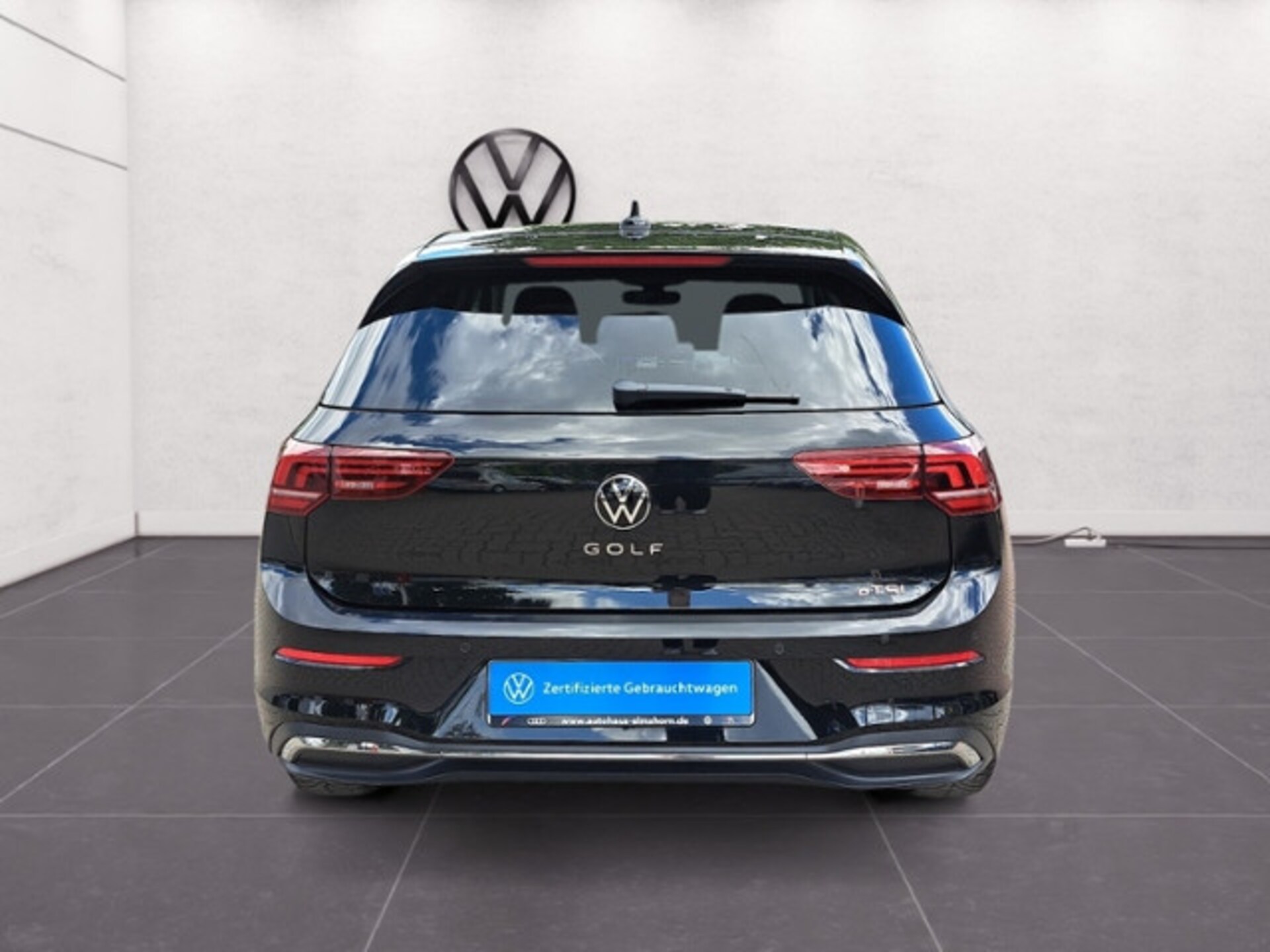 Volkswagen Golf Life